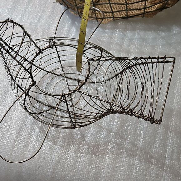 Rustic Vintage Wire Basket Set with Burlap Lining - Picture 8 of 8